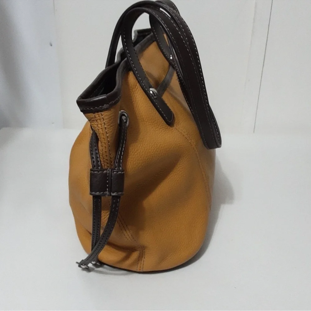 Tignanello Mustard Side Drawstring Shoulder/ Handbag purse EUC - Picture 9 of 15